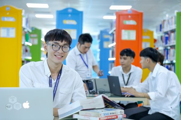 Công Nghệ Thông Tin